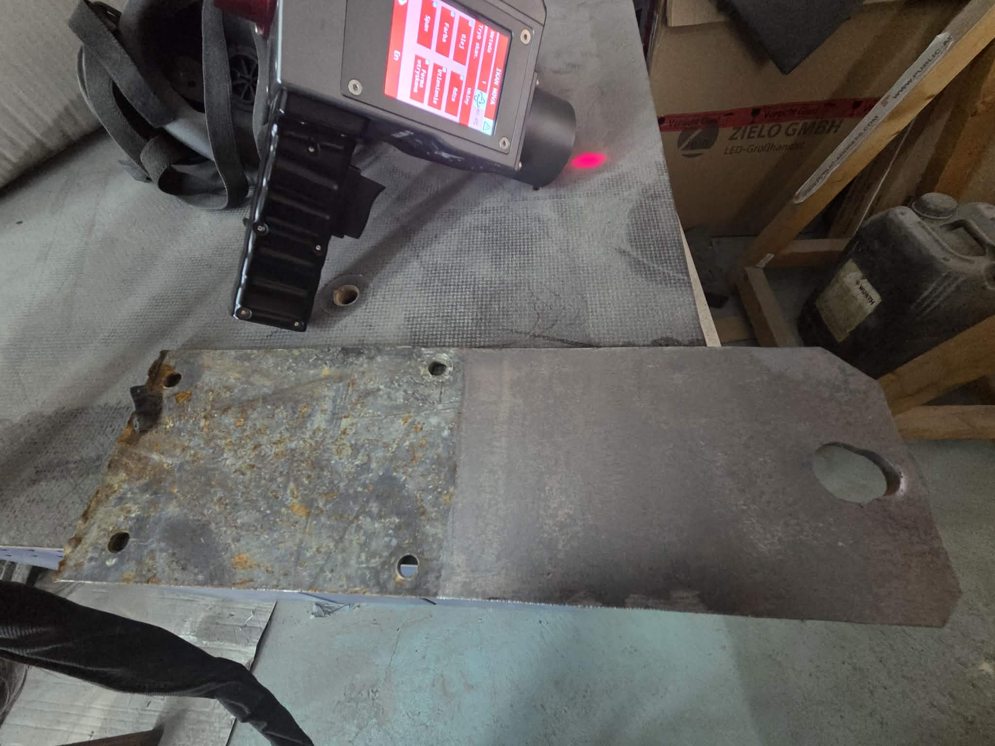 Laserreinigung – Metall Projekt 1